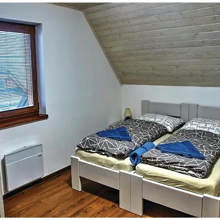 بيت للعطل Two-bedroom Holiday In Stará Lesná
