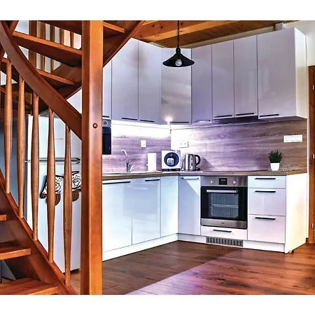 Two-bedroom Holiday In بيت للعطل